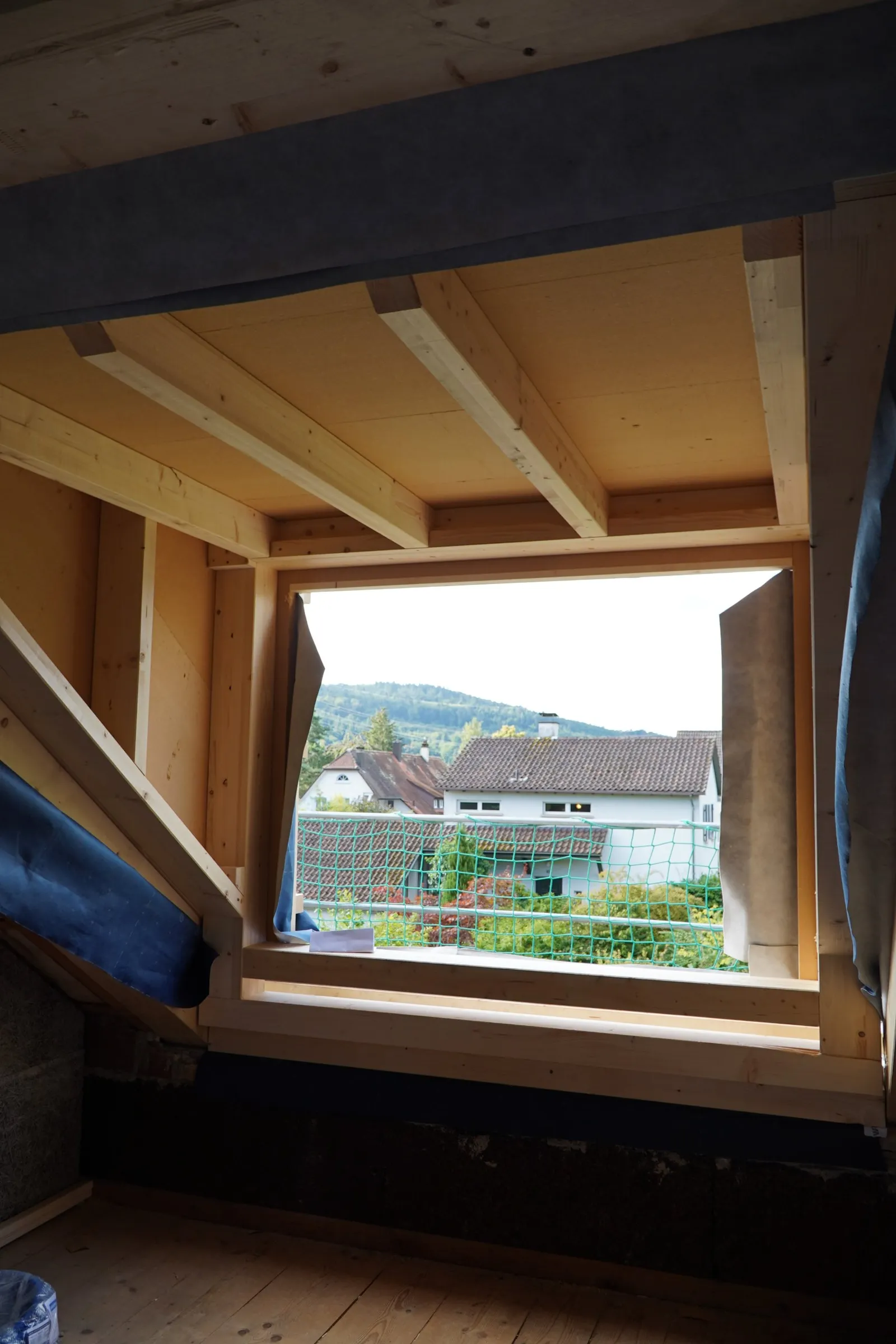 Eine Gaube von innen, noch ohne Fenster, Liestal