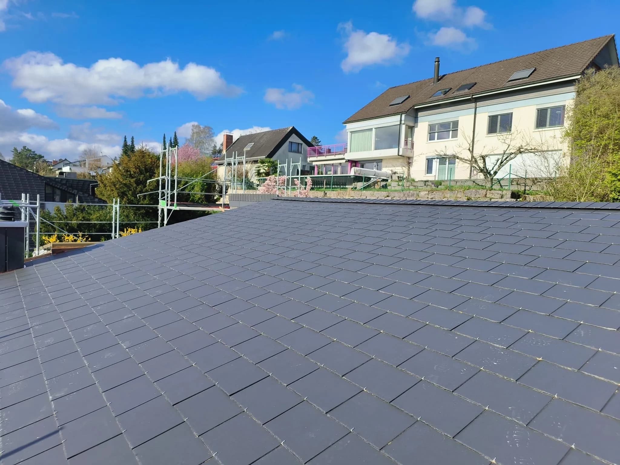 Das neue Schieferdach, Seltisberg