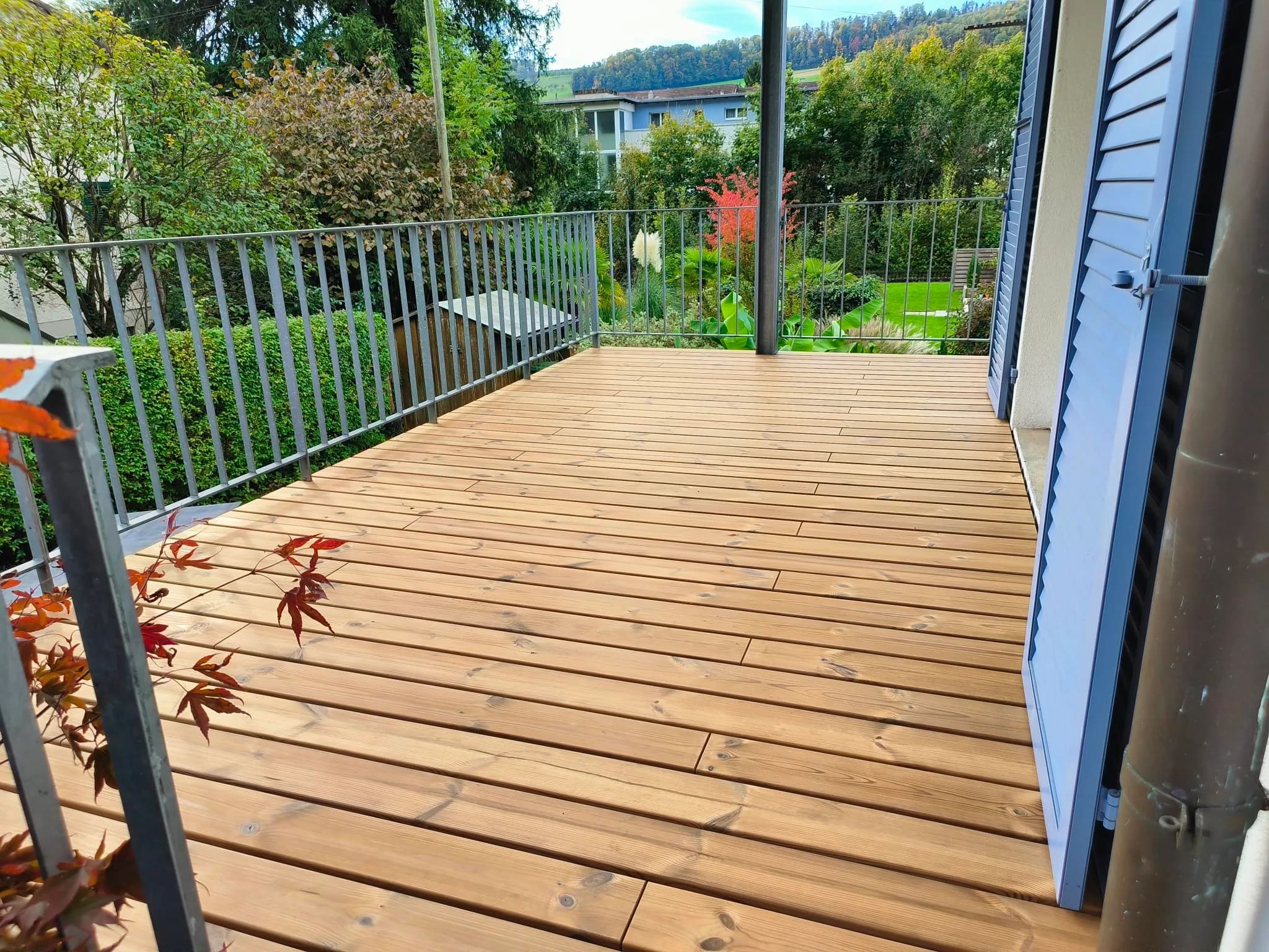 Der neue Terrassenboden aus Holz, Zunzgen