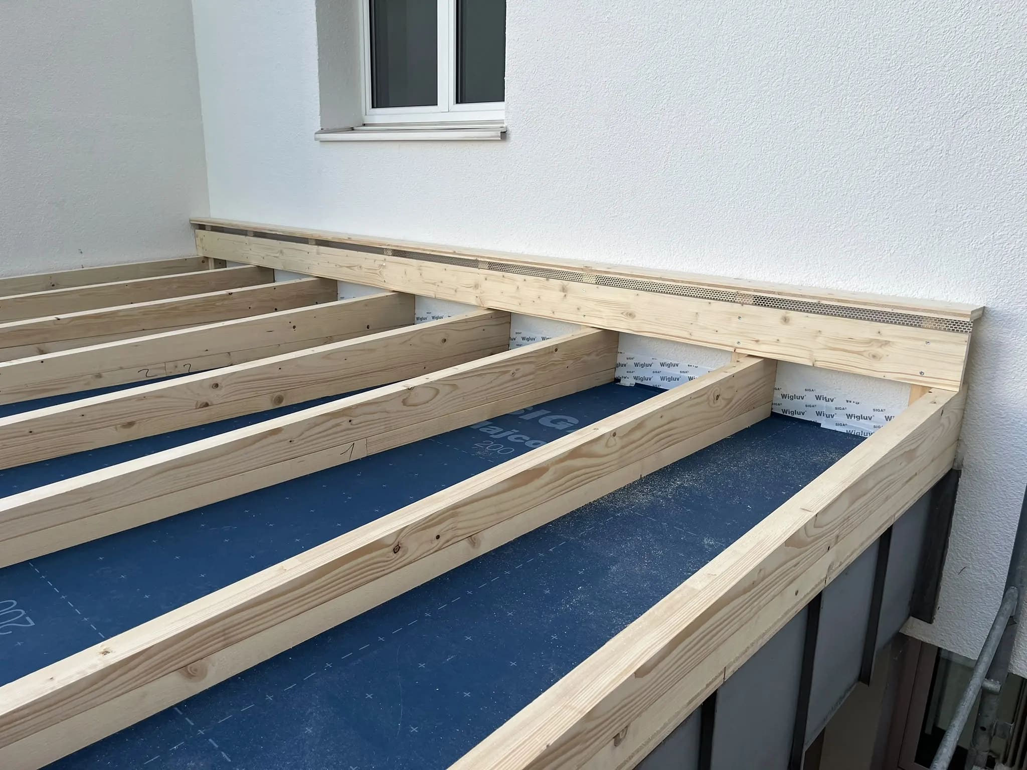 Neue Konterlattung auf dem Unterdach, Liestal